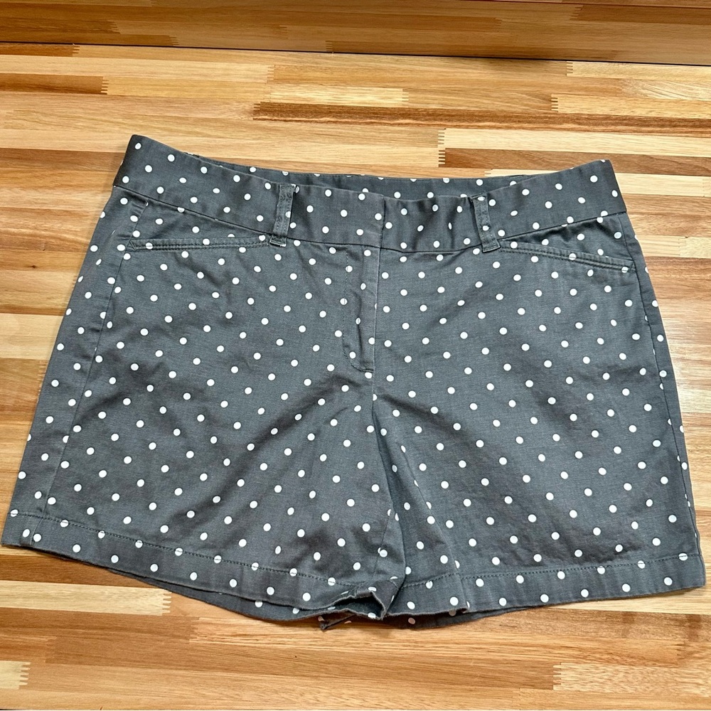 Ann Taylor Signature Gray Polka Dot Women's Shorts Size 12